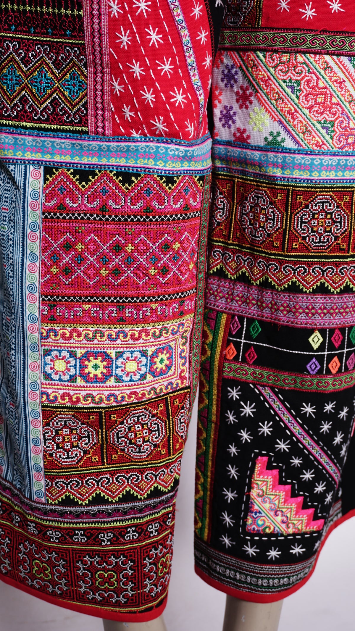 Women Hill Tribe Pants