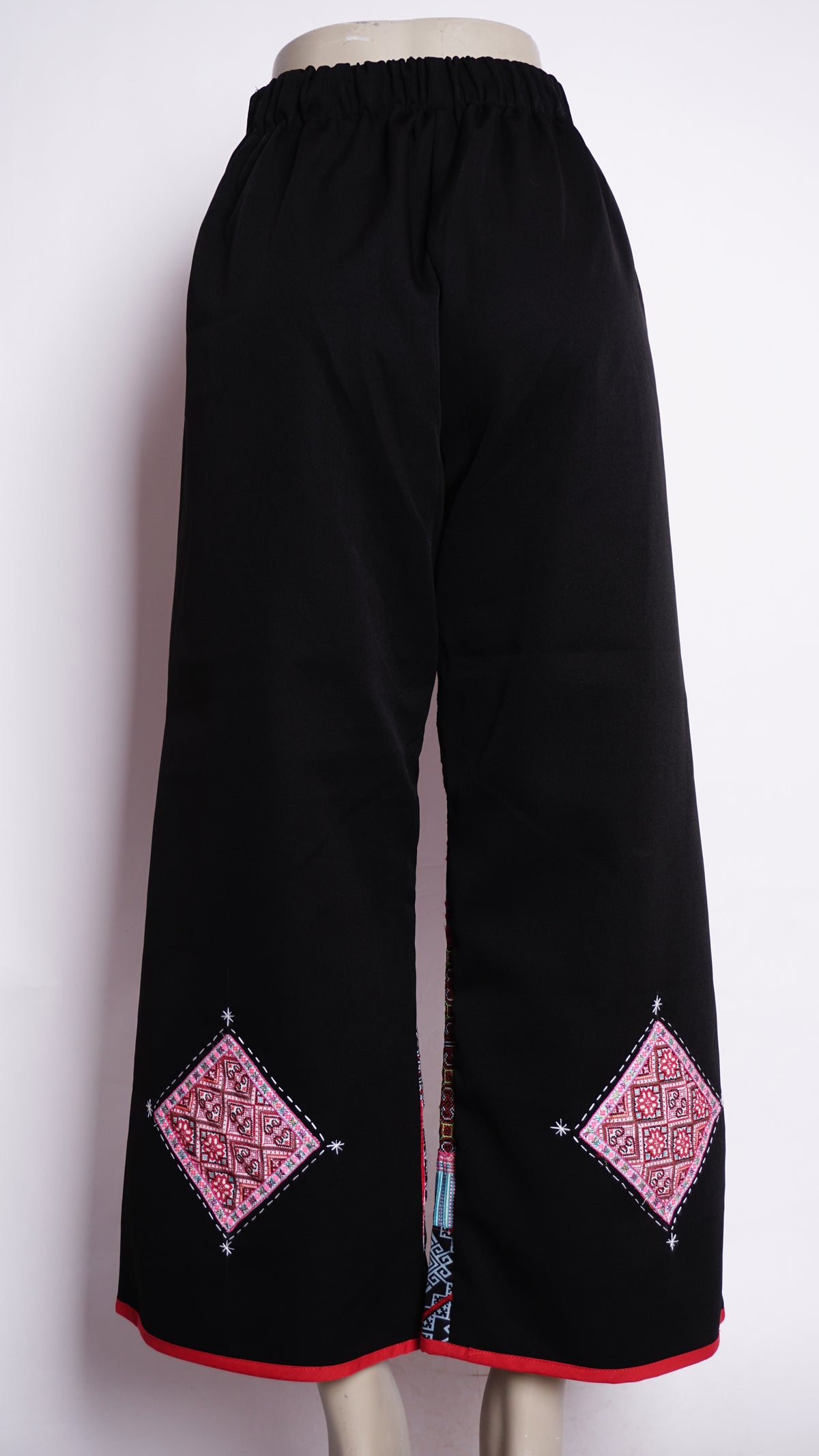 Women Hill Tribe Pants