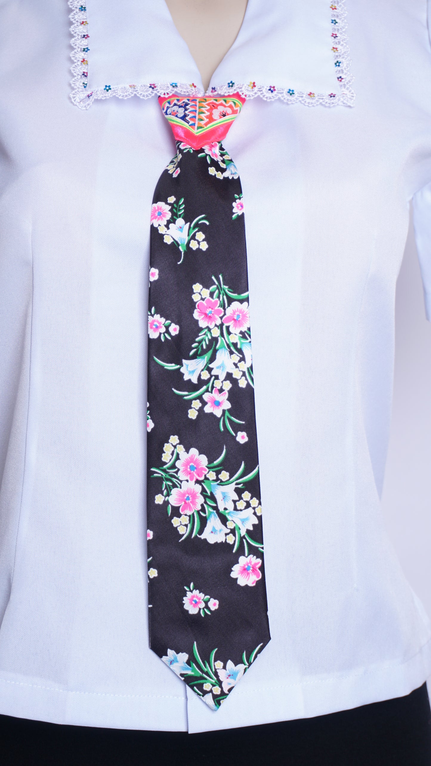 Women Black Tie