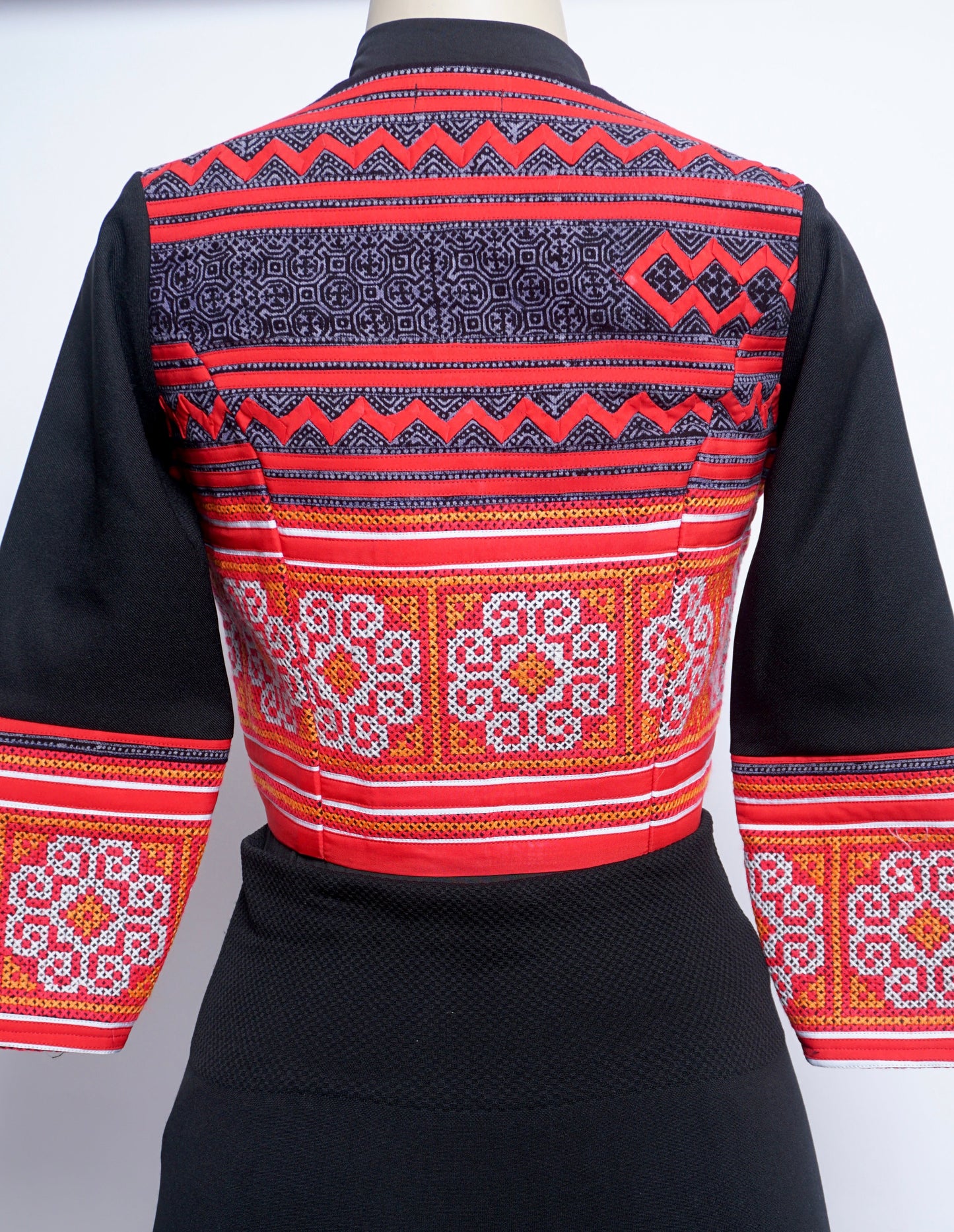 Hill Tribe Short Crop Top (36")
