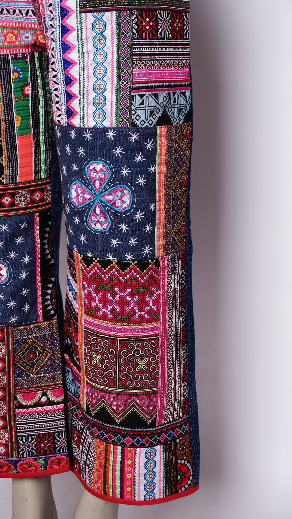 Women Hill Tribe Pants