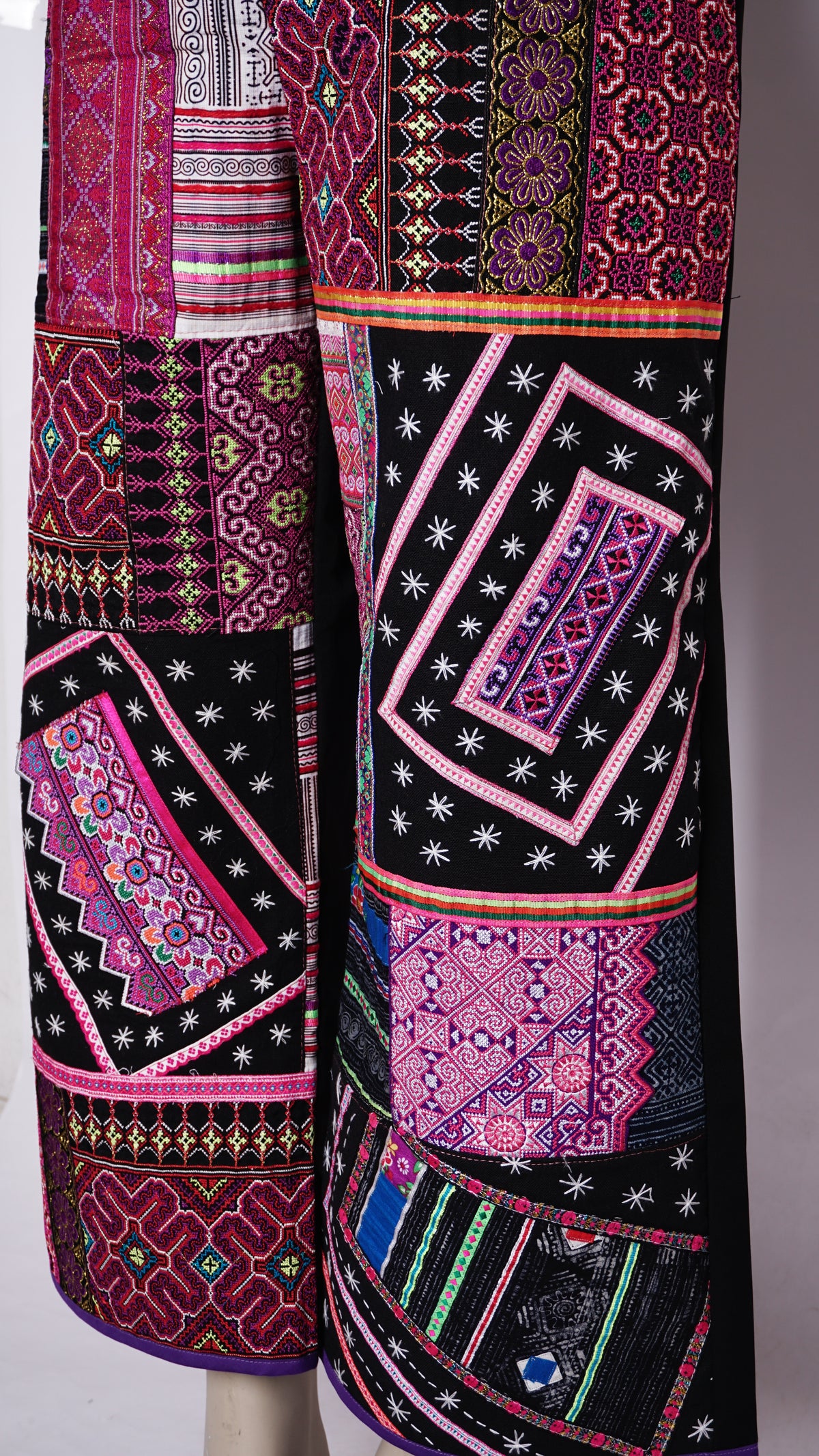 Women Hill Tribe Pants