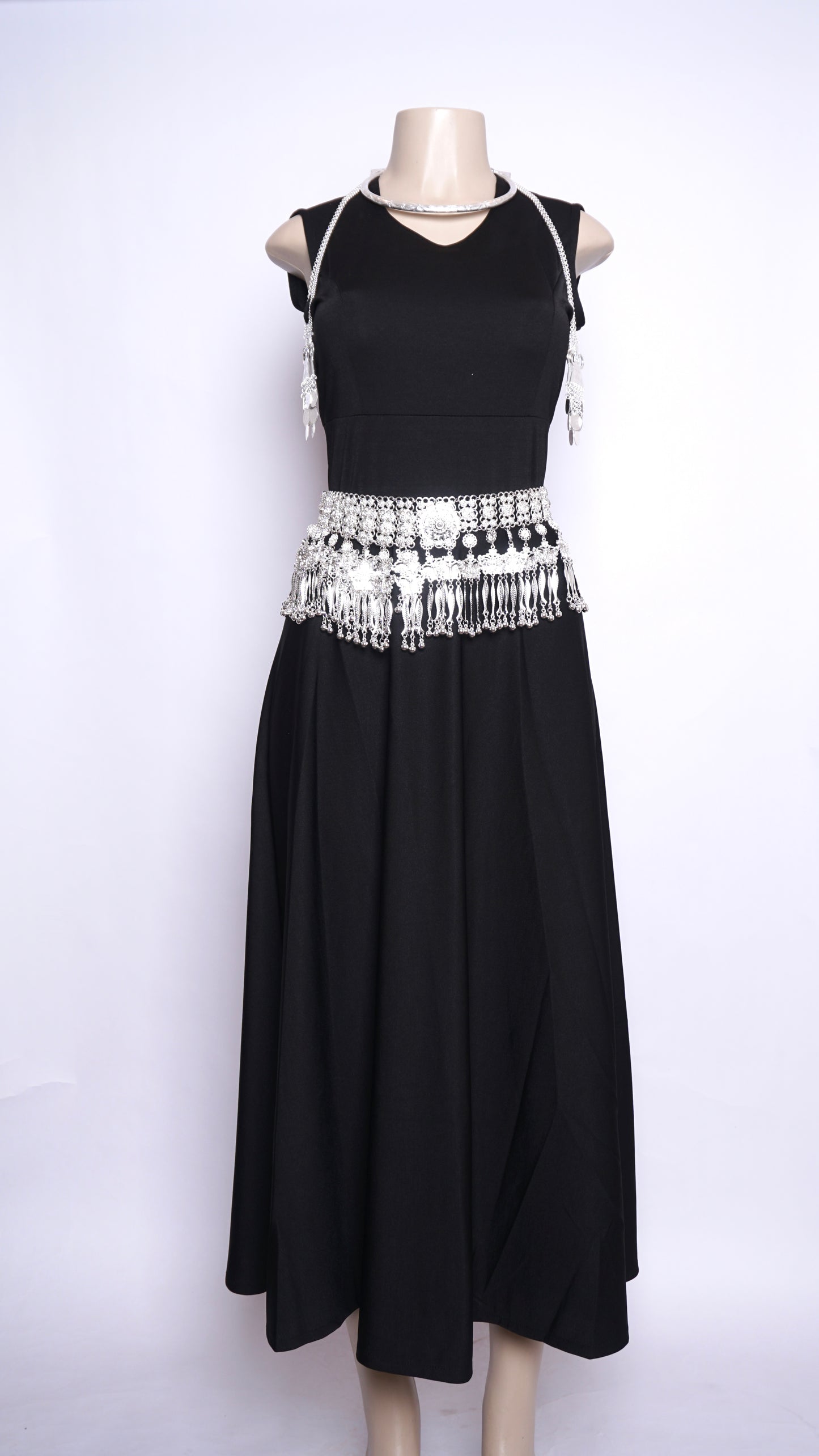 Black Sleeveless Maxi Dress