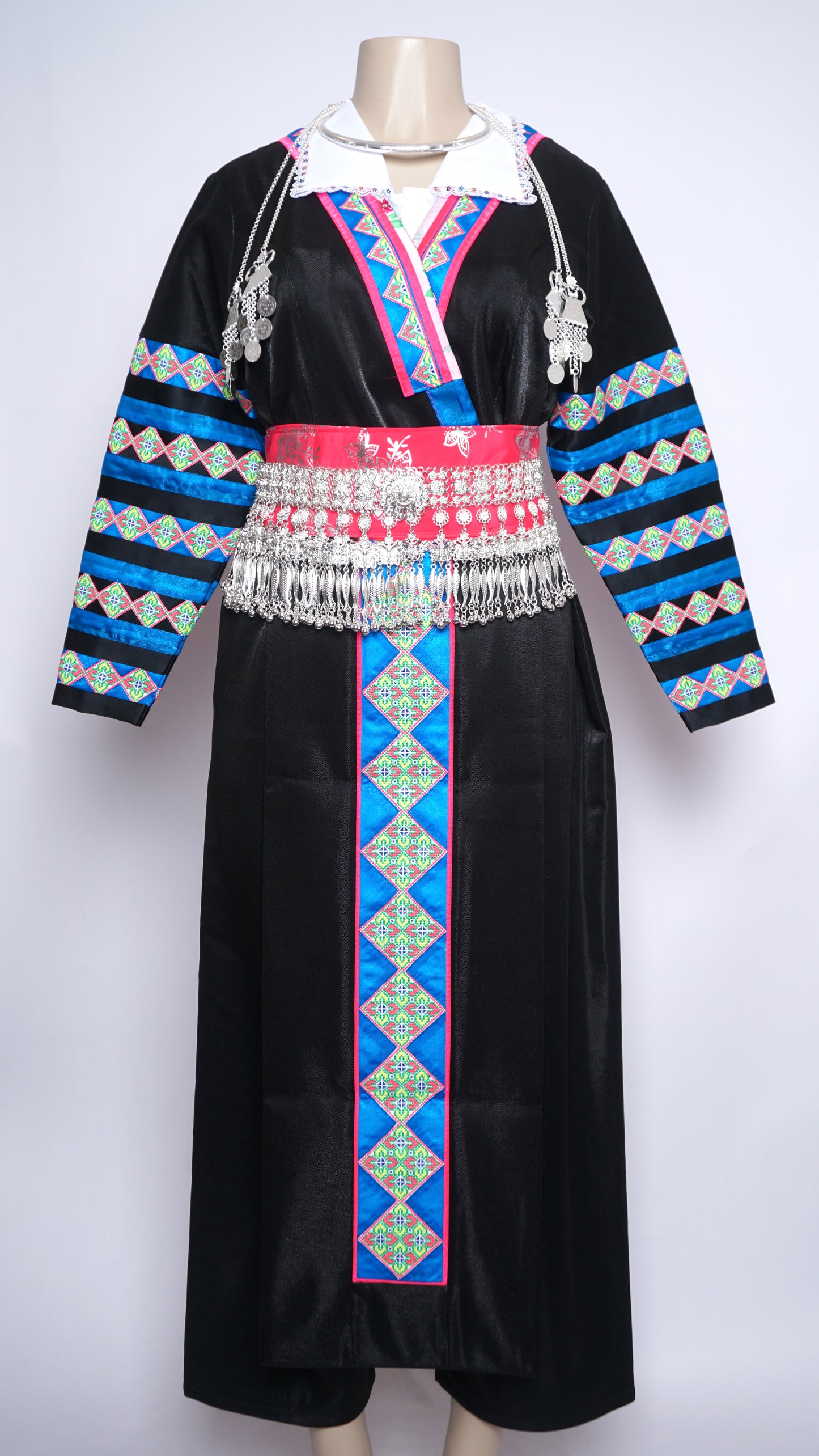 Hmong Txaij Handmade Pajntaub Tawm Laug (42")
