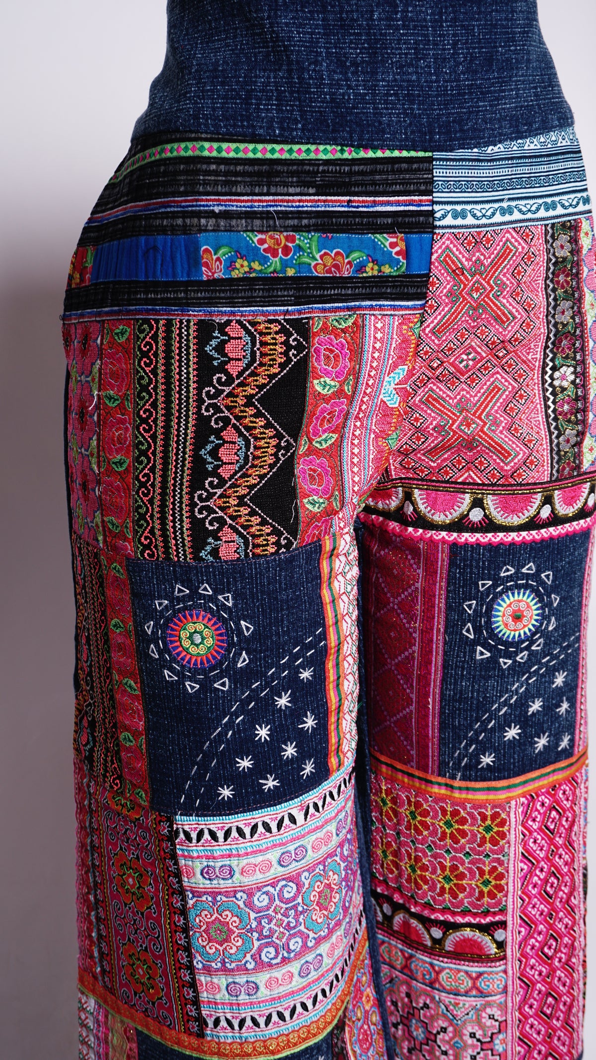 Women Hill Tribe Pants