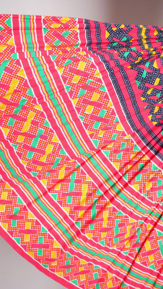 Hmong Leeg Print Pleated Skirt (36x21.5)