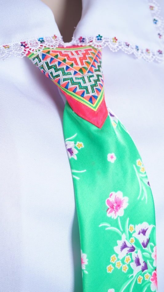 Women Green Tie