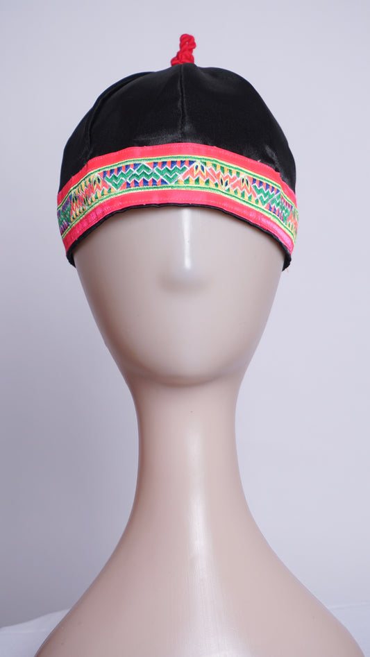 Hmong Hat-Pink Trim Small Triangle Pattern
