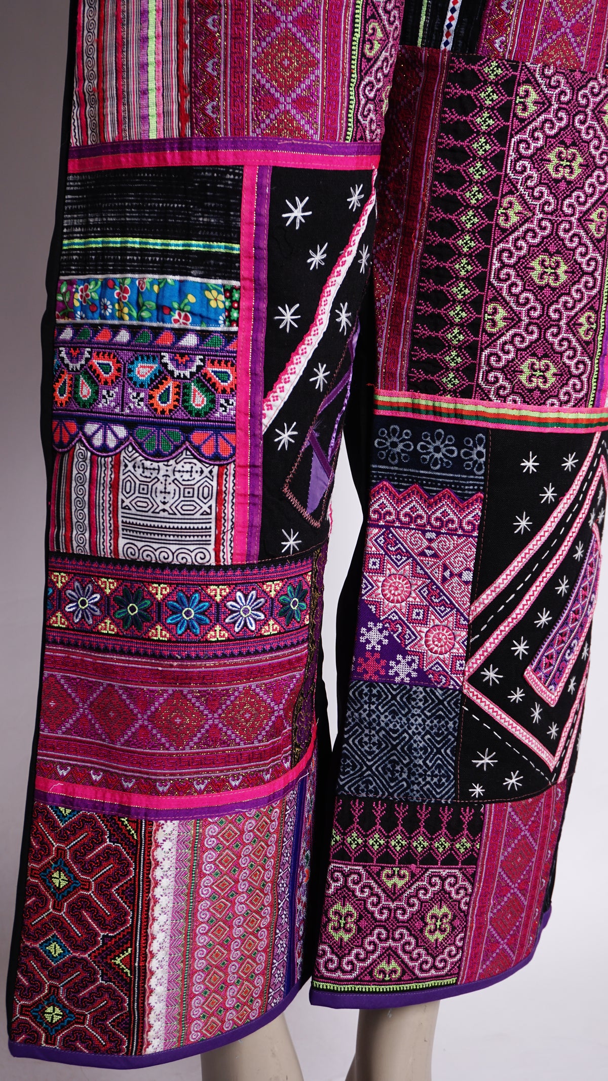 Women Hill Tribe Pants