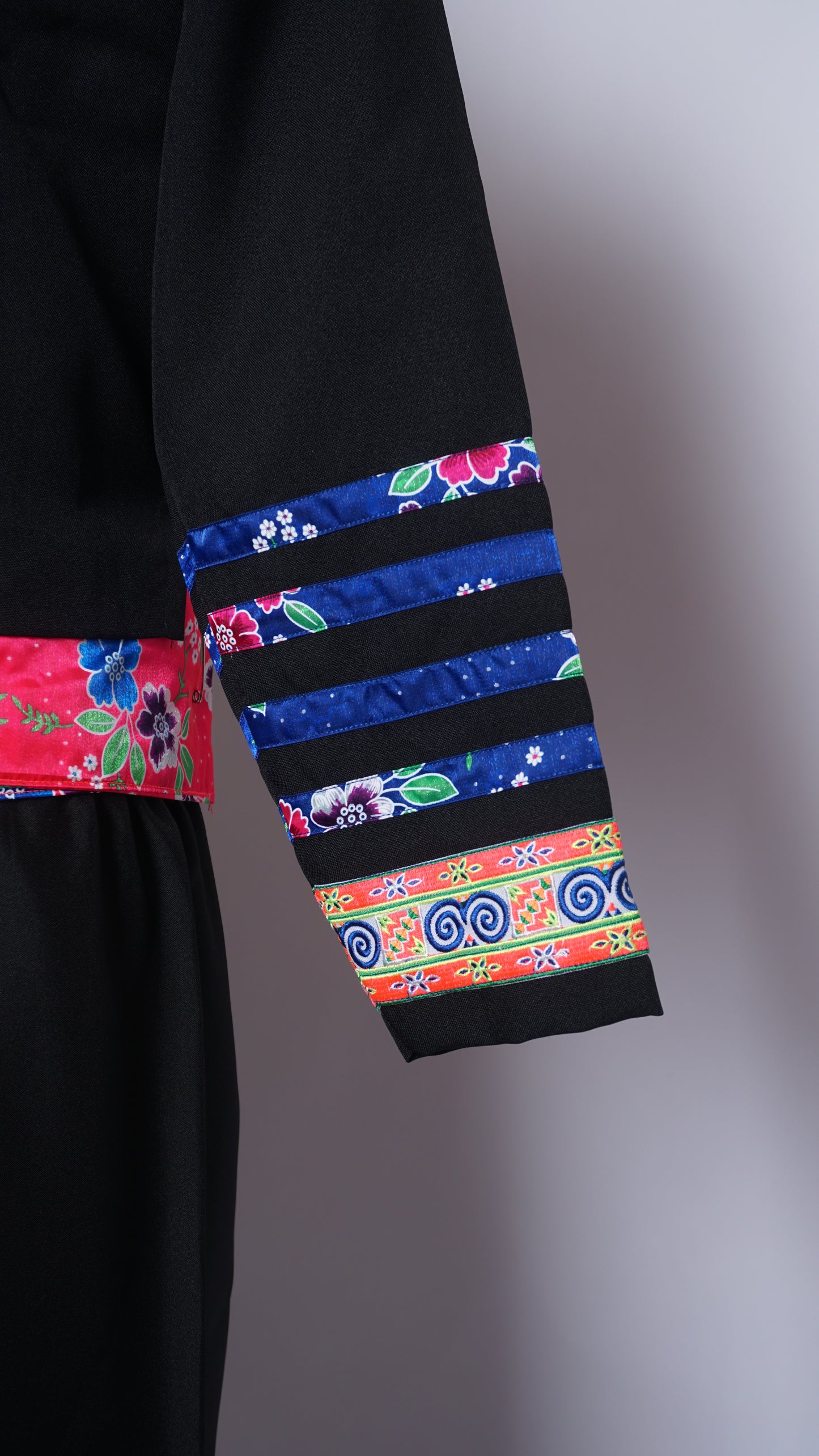 Men Hmong Txaij Set-Floral Blue Trim (40")