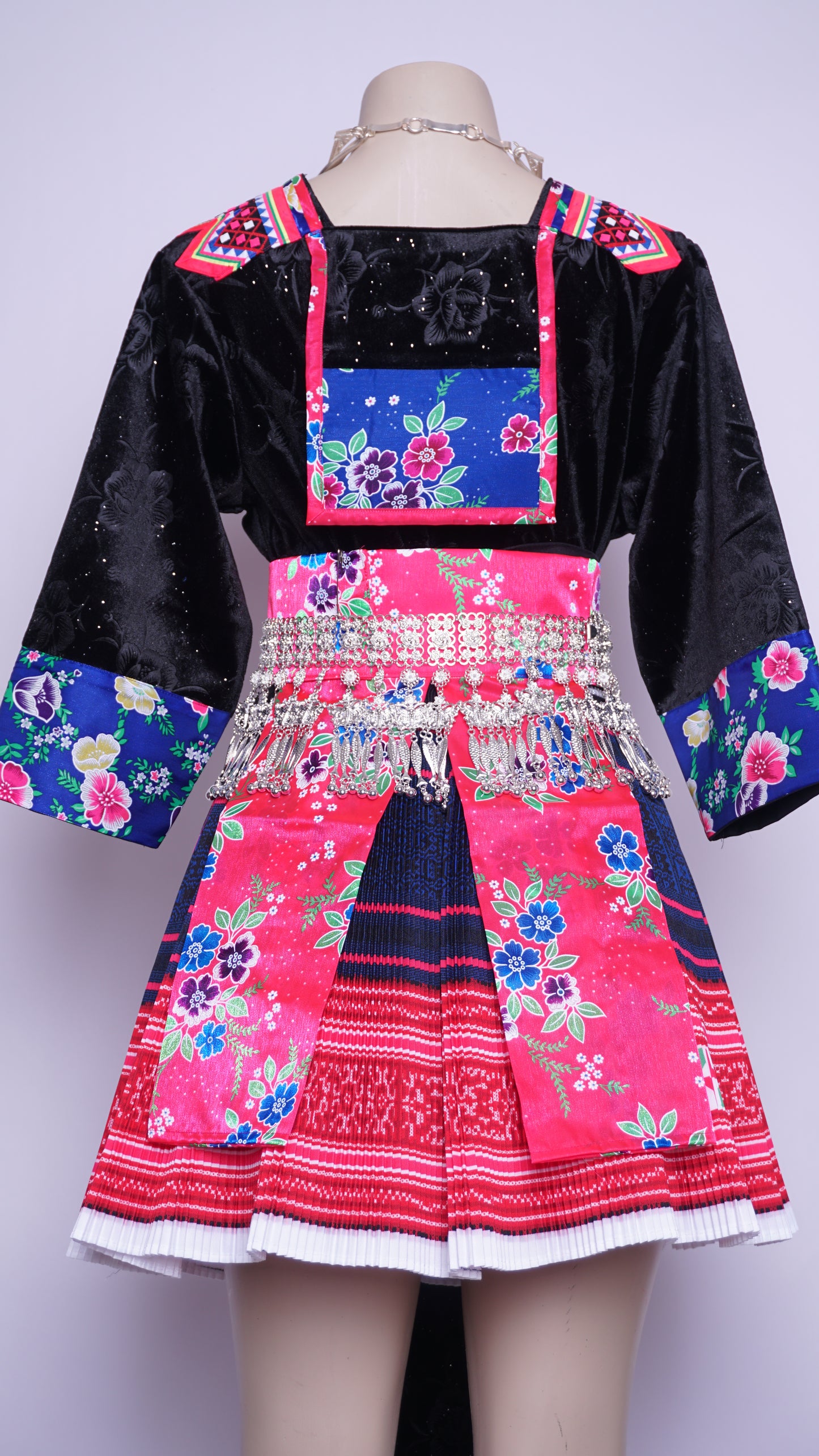 Handsewn Noob Coo-Pink/Blue Floral Front