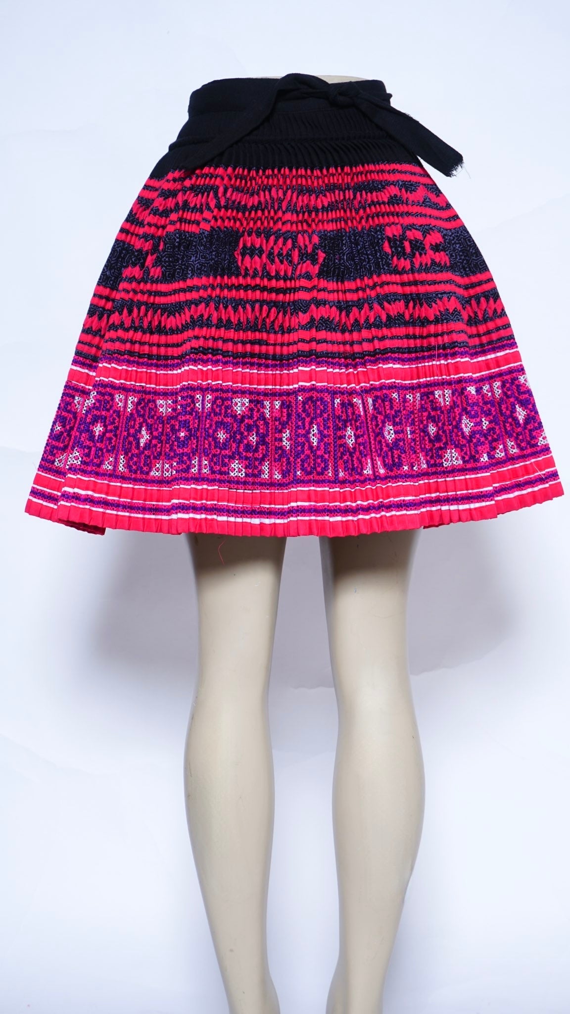 Hill Tribe Handmade Wrapped Skirt (40x20)