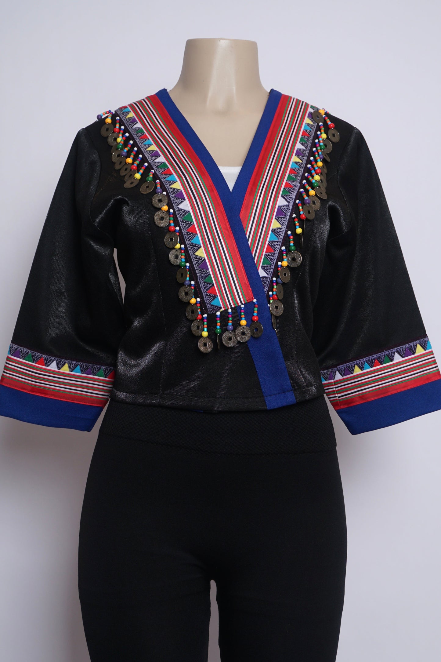 Hmong Leeg Crop Top (42")