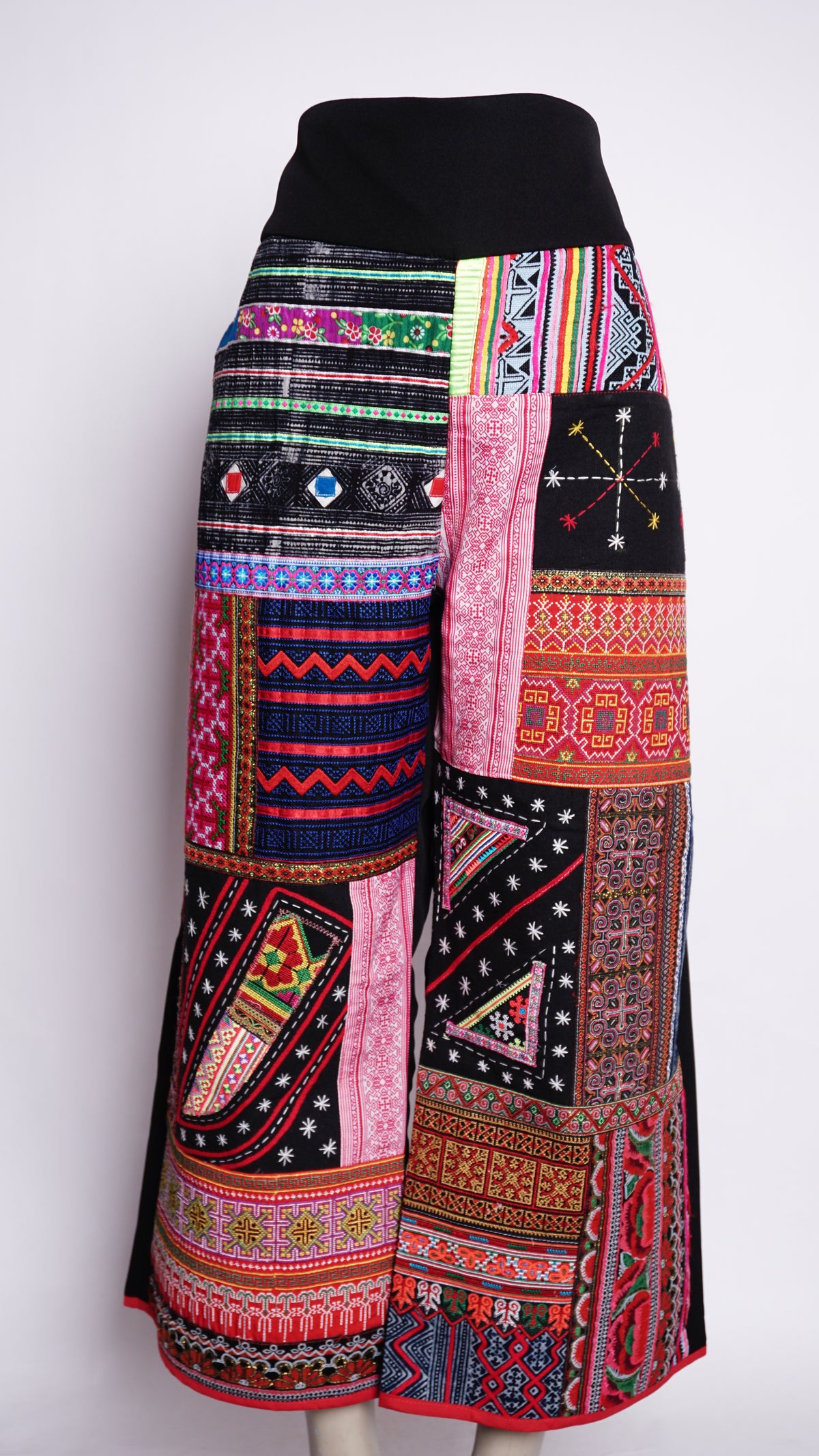 Women Hill Tribe Pants