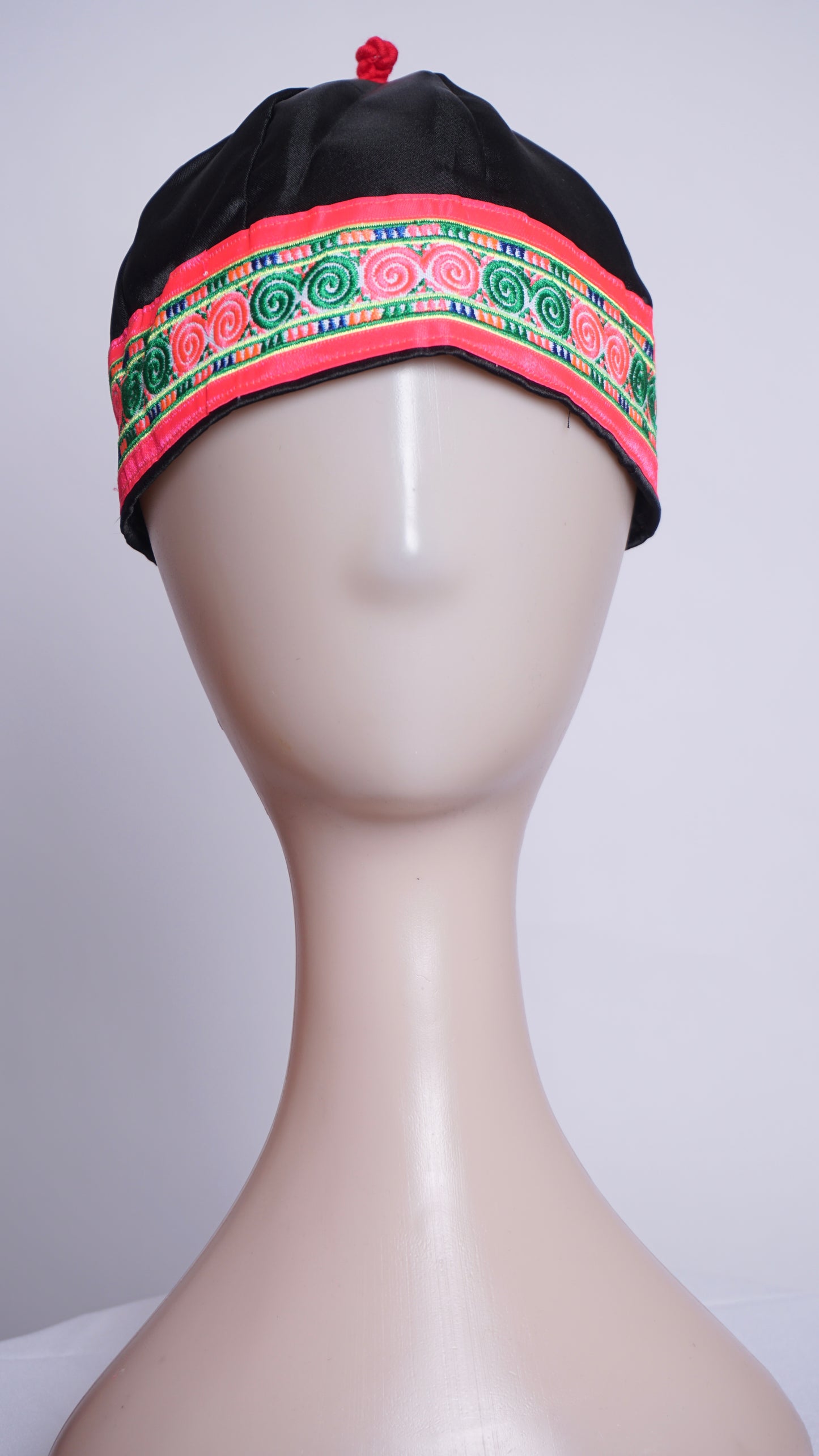 Hmong Hat-Pink Trim Green/Pink Qwj