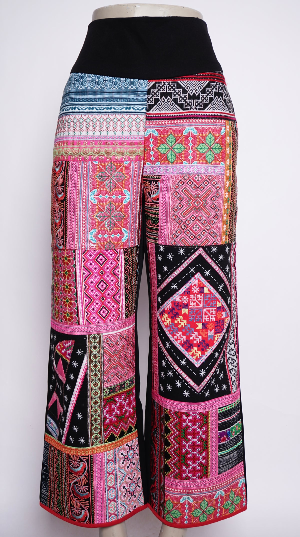 Women Hill Tribe Pants