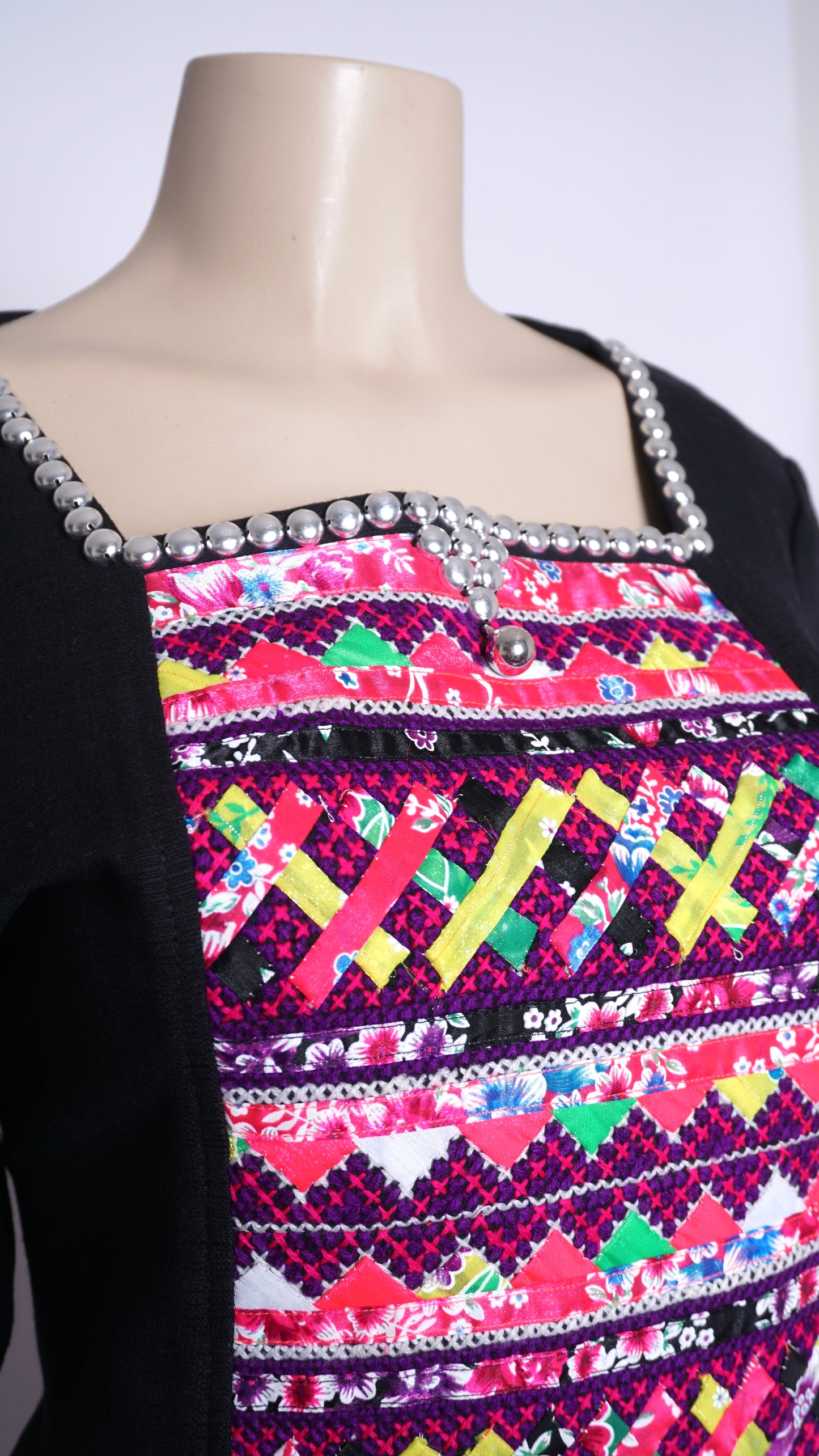 Hill Tribe Top (46")