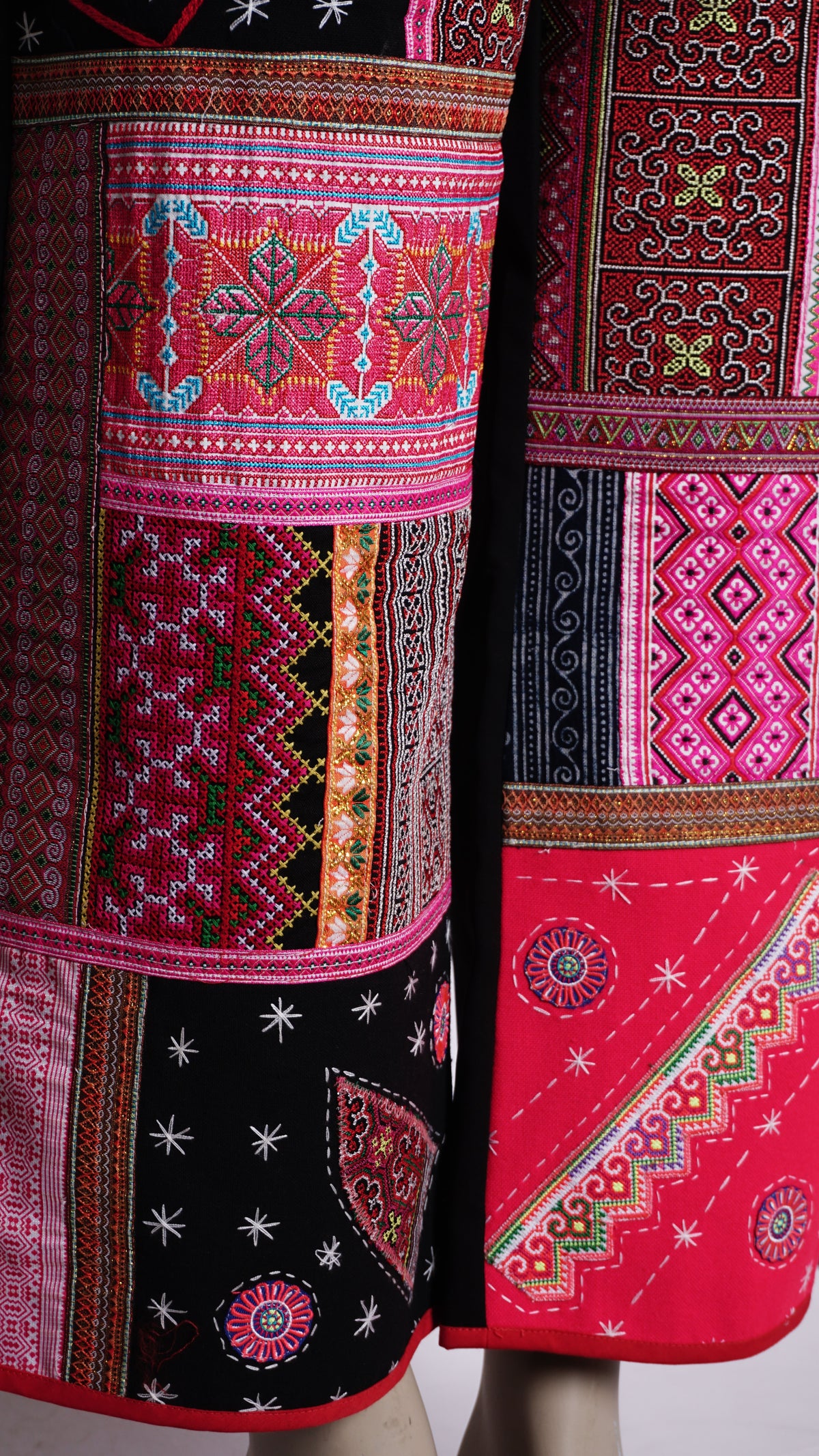 Women Hill Tribe Pants