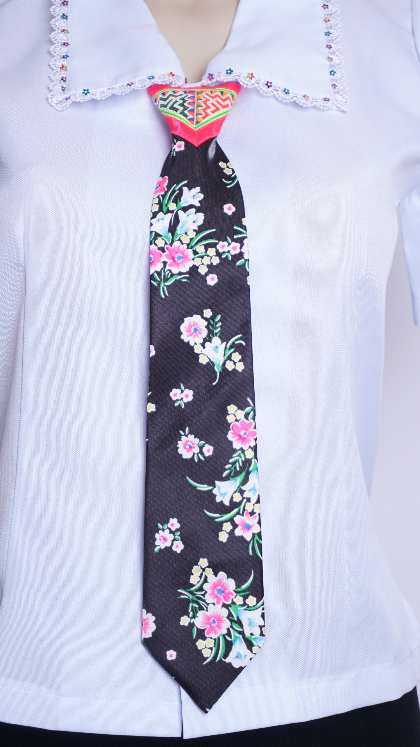 Women Black Tie