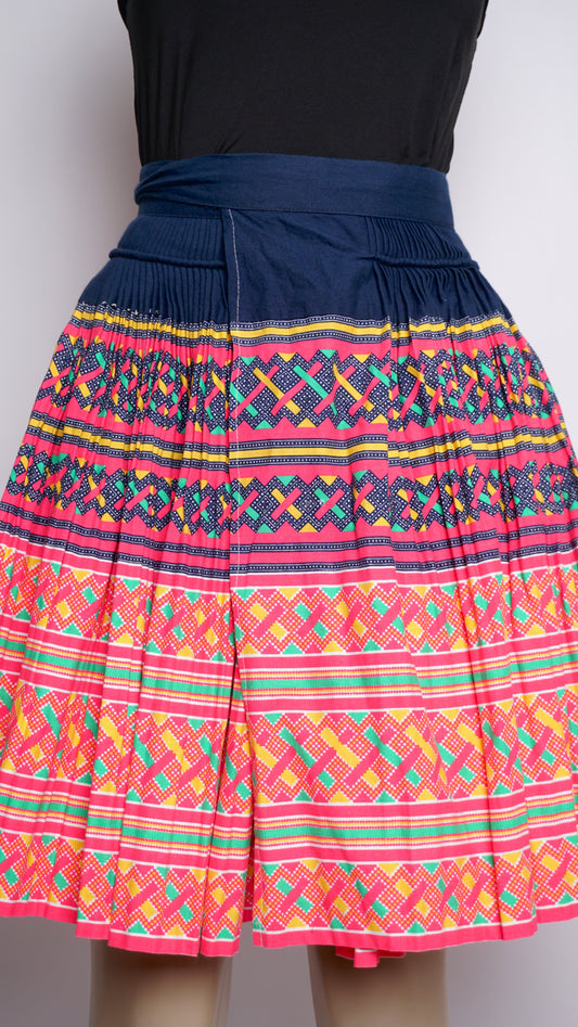 Hmong Leeg Print Pleated Skirt (36x21.5)