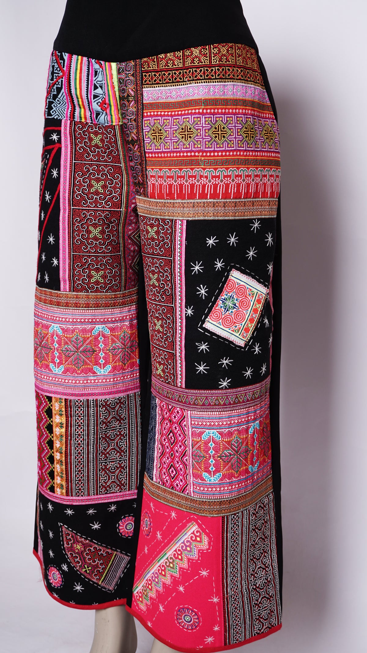 Women Hill Tribe Pants