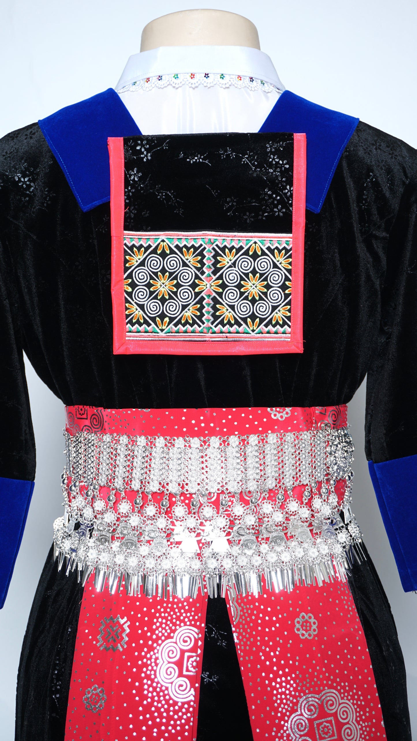 Hmong Xeev Black Floral Velvet (38")