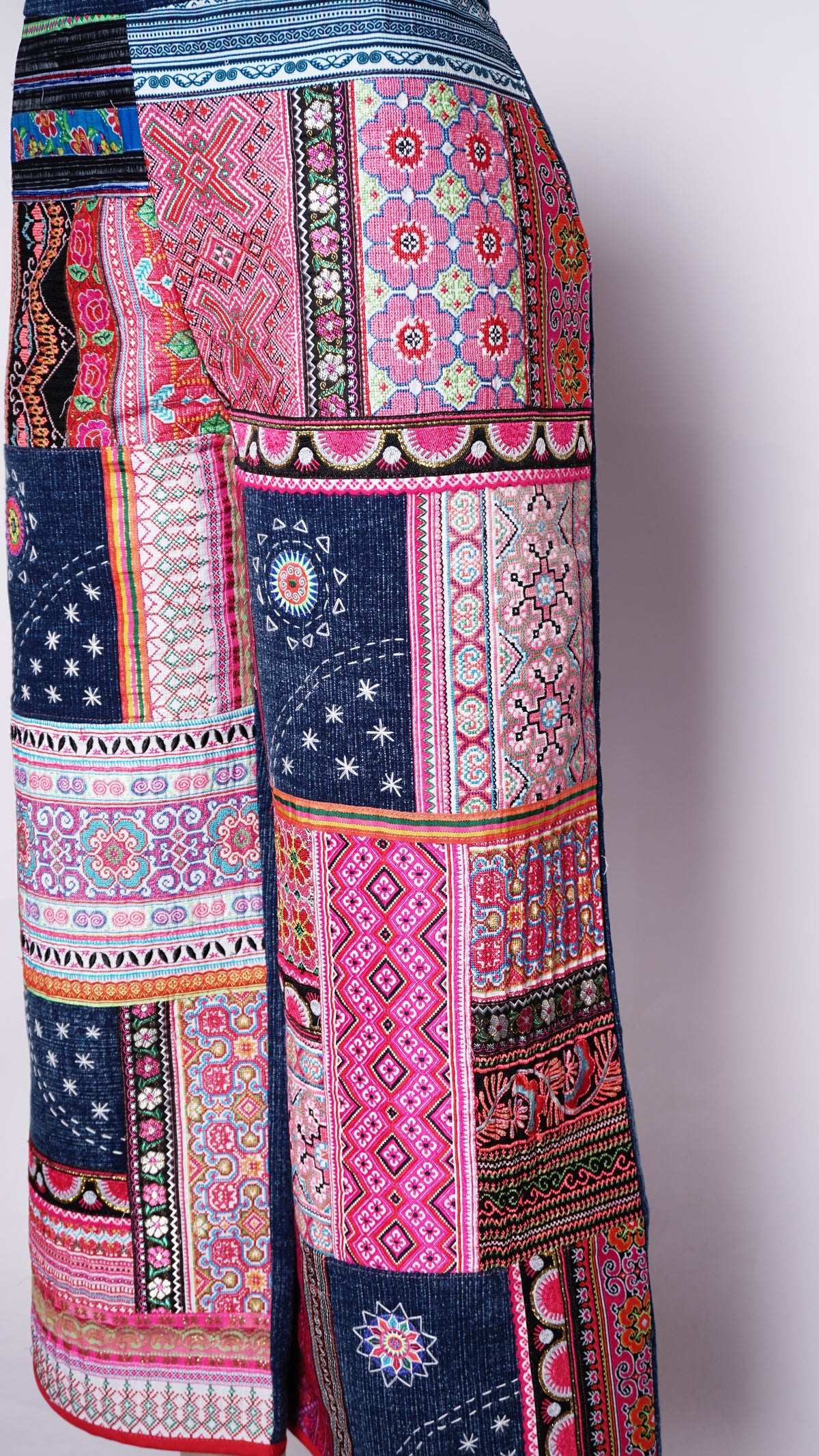 Women Hill Tribe Pants