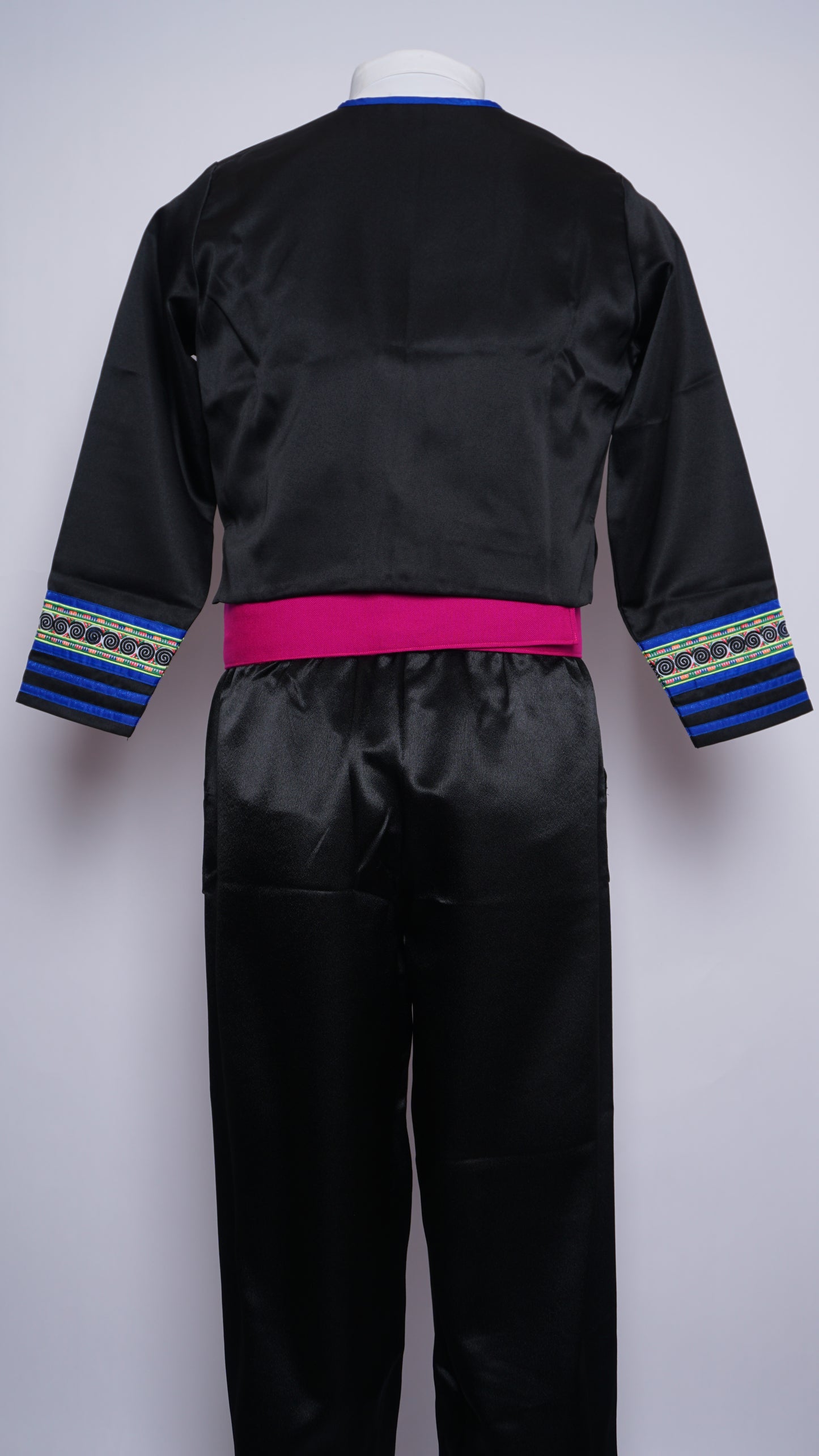 Men Hmong Txaij Set- Black Qwj (44")