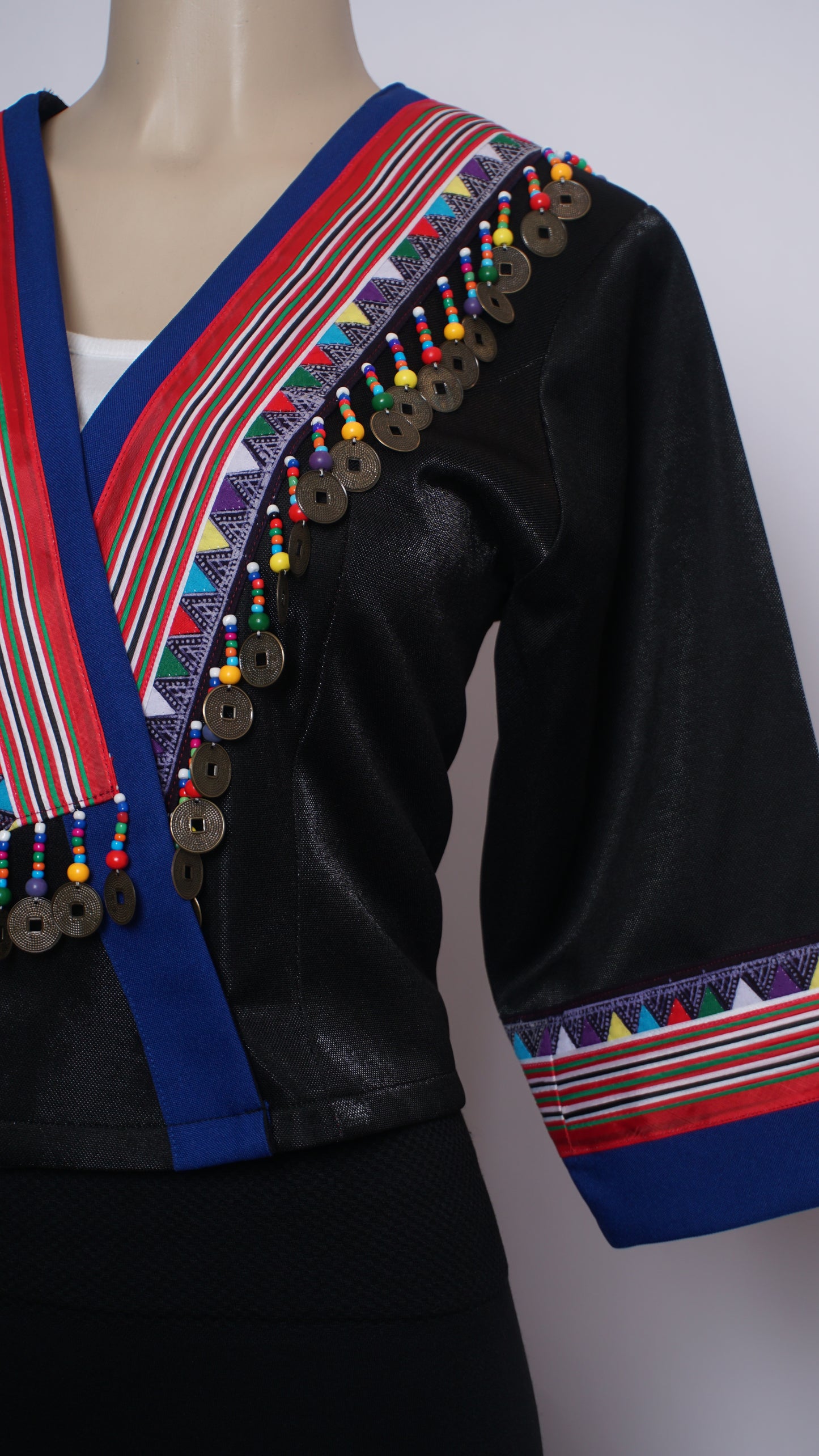 Hmong Leeg Crop Top (42")