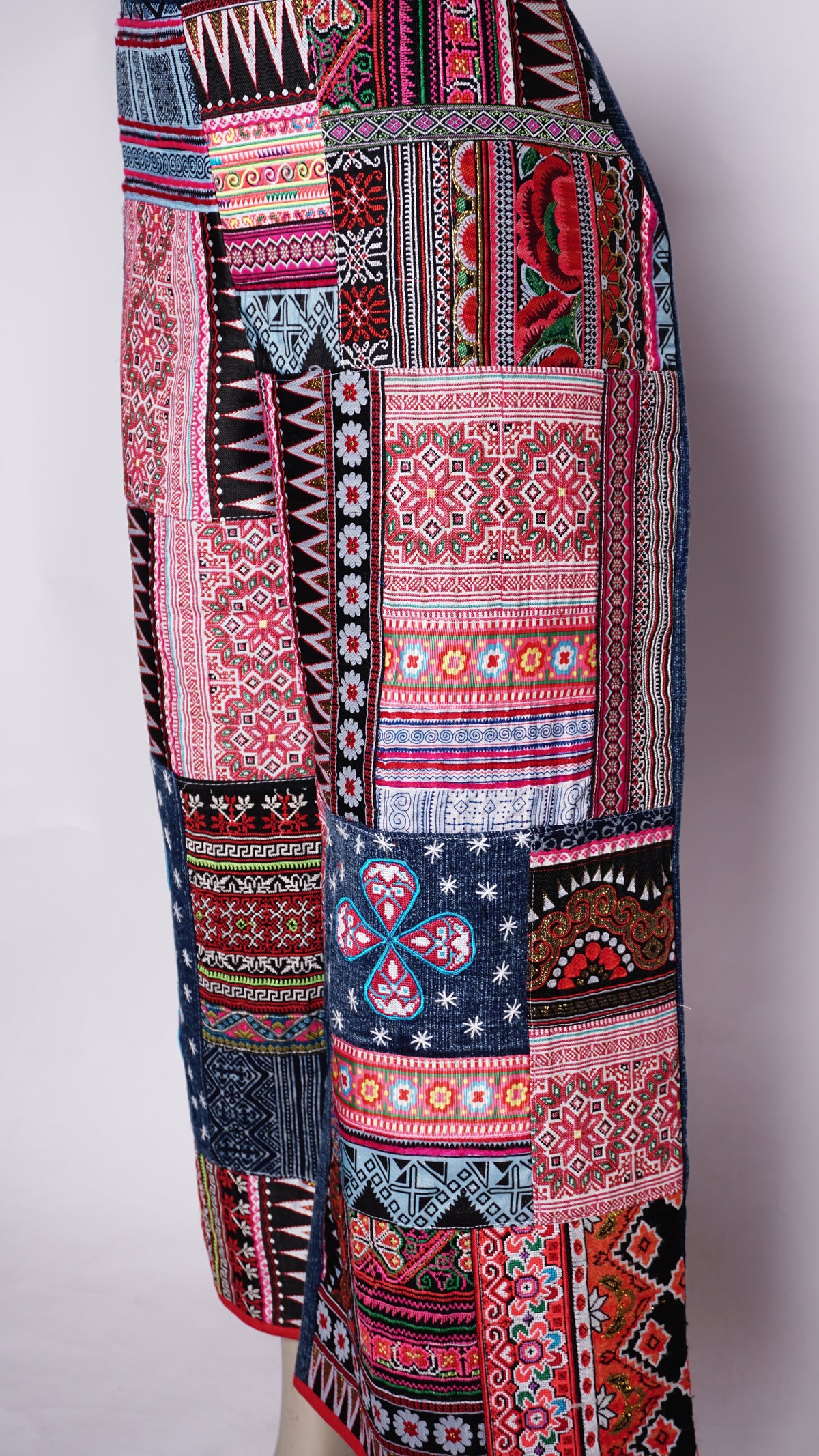 Women Hill Tribe Pants