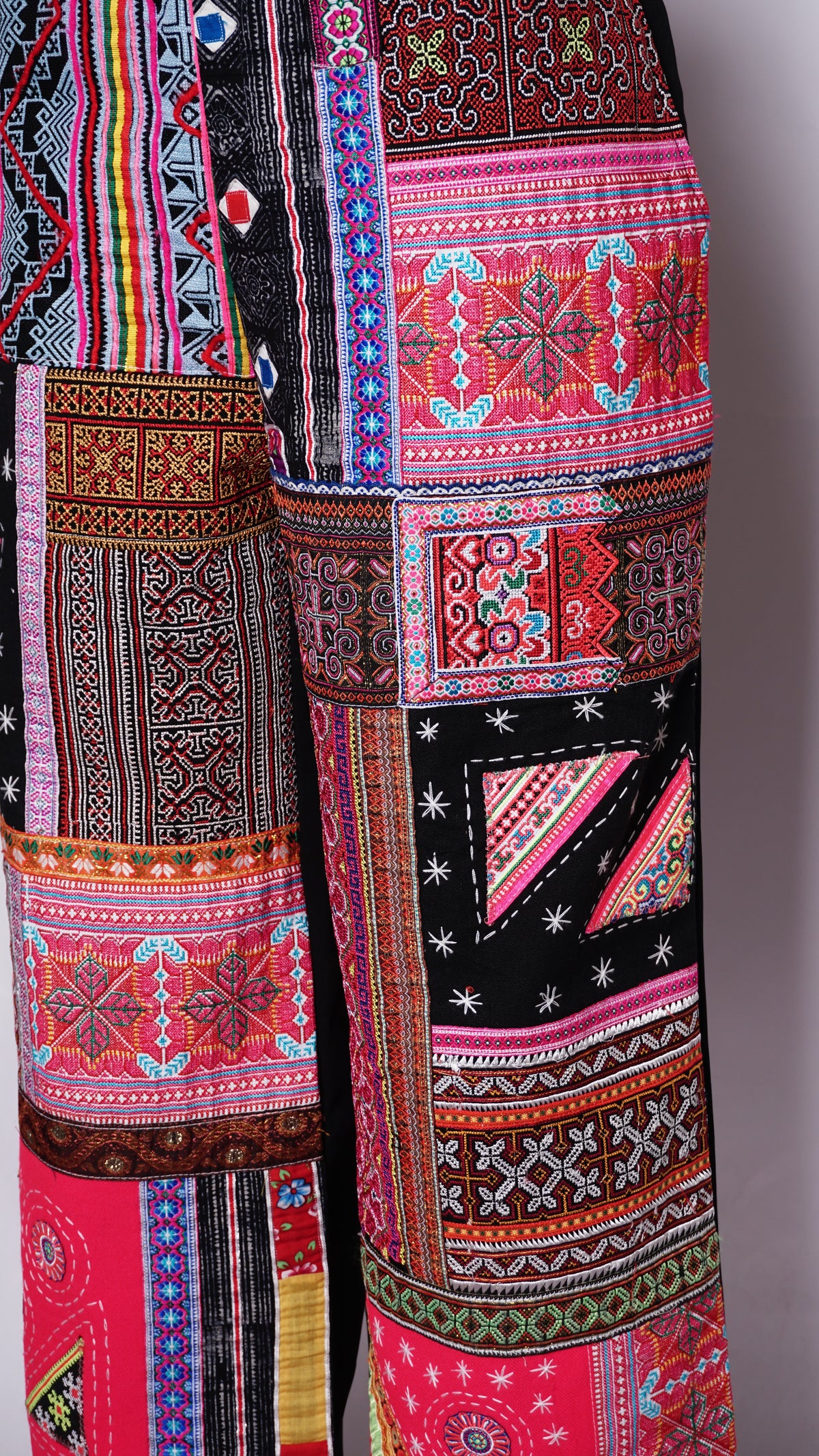 Women Hill Tribe Pants