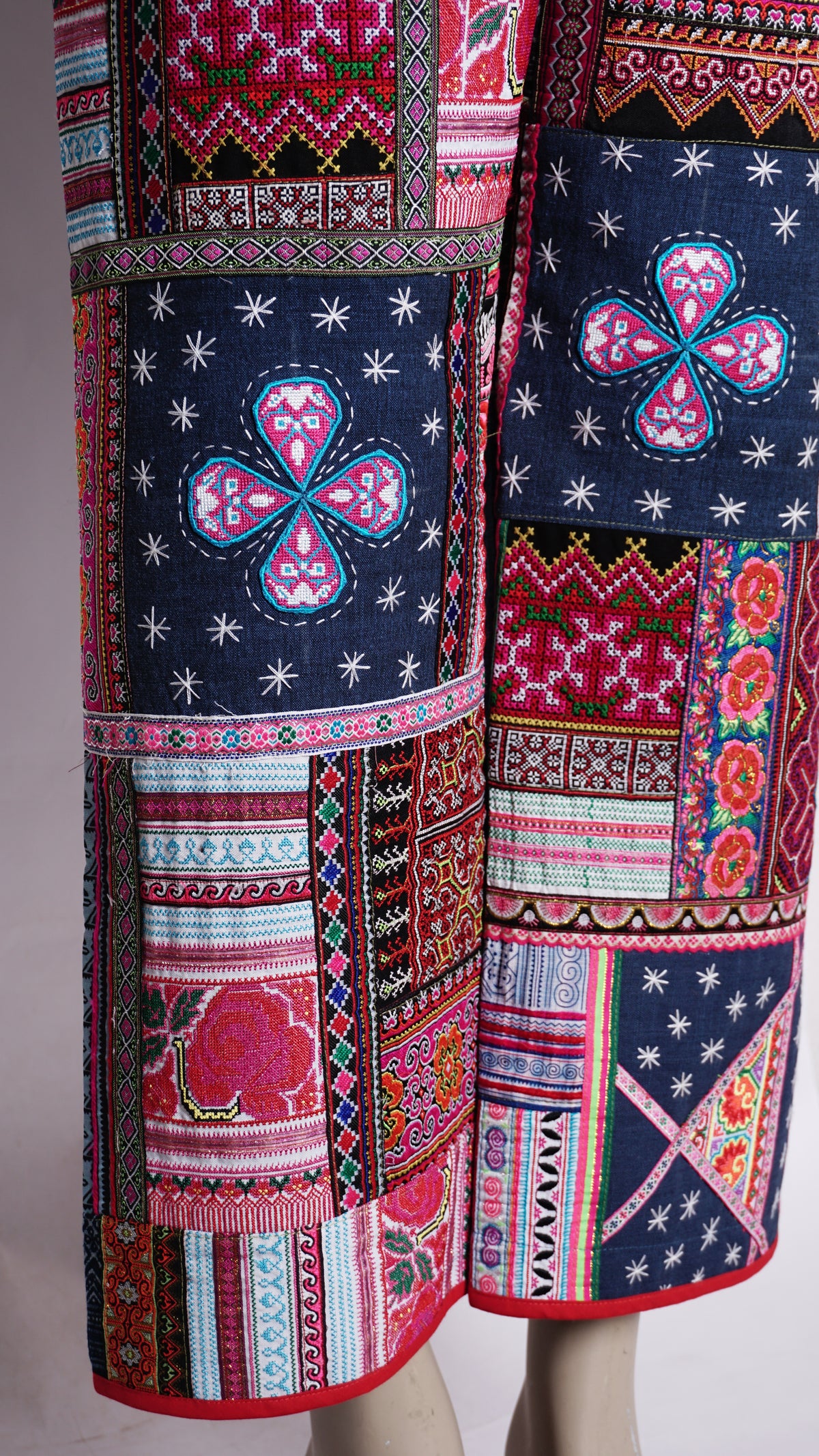 Women Hill Tribe Pants