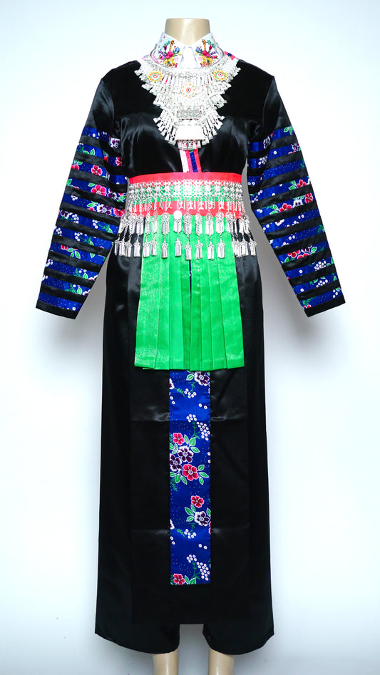 Hmong Txaij Blue Floral Outfit (38")
